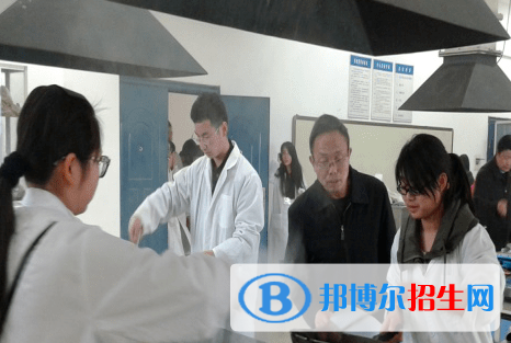 動物藥學(xué)專業(yè)好嗎?