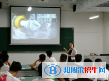 鋼鐵冶金設(shè)備維護(hù)專業(yè)好嗎?
