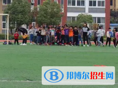 蒙城縣實(shí)驗(yàn)永興中學(xué)、致遠(yuǎn)高新學(xué)校2022年分?jǐn)?shù)線是多少？（2023參考）
