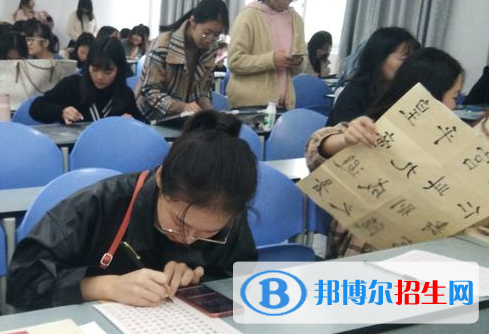 漢語(yǔ)言文學(xué)專業(yè)好嗎?(漢語(yǔ)言文學(xué)專業(yè))