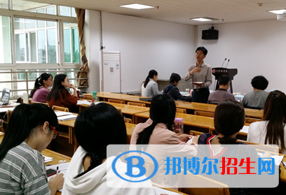 應用語言學專業(yè)好嗎?(應用語言學專業(yè))
