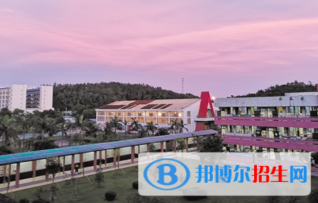 開(kāi)平市長(zhǎng)師中學(xué)、忠源紀(jì)念中學(xué)2022錄取分?jǐn)?shù)線（2023參考）