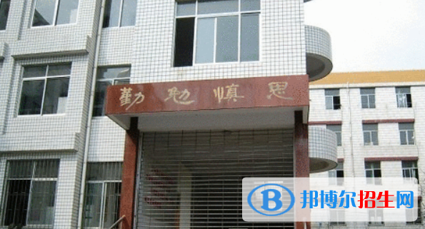 內鄉(xiāng)中考2022錄取分數(shù)線