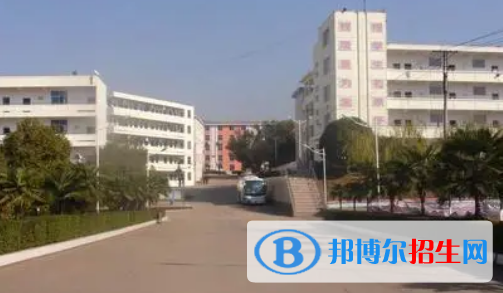 貴溪市九興高級(jí)中學(xué)、鵬華高級(jí)中學(xué)2022錄取分?jǐn)?shù)線（2023參考）