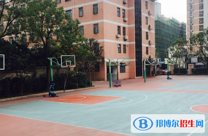上海盧灣高級(jí)中學(xué)國(guó)際部怎么樣2