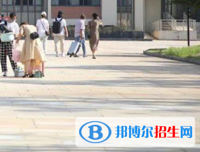 北師大銅陵實驗學(xué)校2022年分數(shù)線是多少?(2023參考)