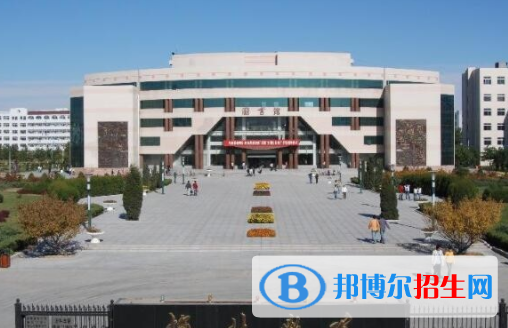 榆林學院是不是雙一流大學嗎？