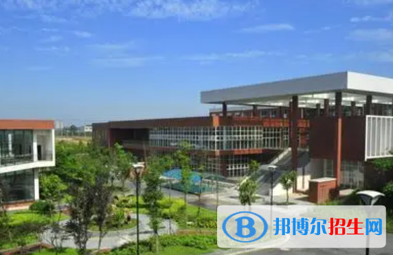 西南財(cái)經(jīng)大學(xué)天府學(xué)院是不是雙一流大學(xué)嗎？