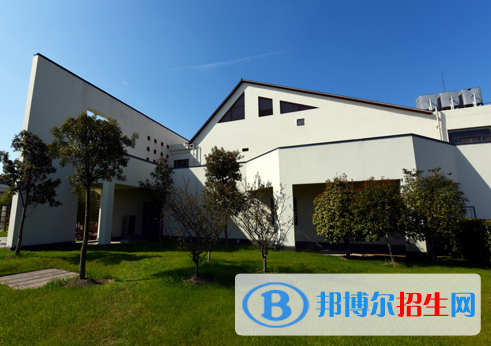 上海銘遠雙語高級中學(xué)2023年學(xué)費標準