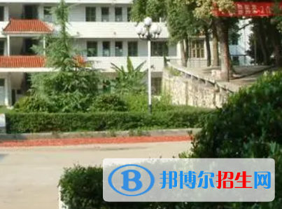 漣源四中2022錄取分?jǐn)?shù)線(xiàn) (2023參考)