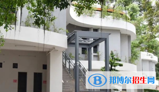 汕頭市金山中學2023年招生辦聯(lián)系電話