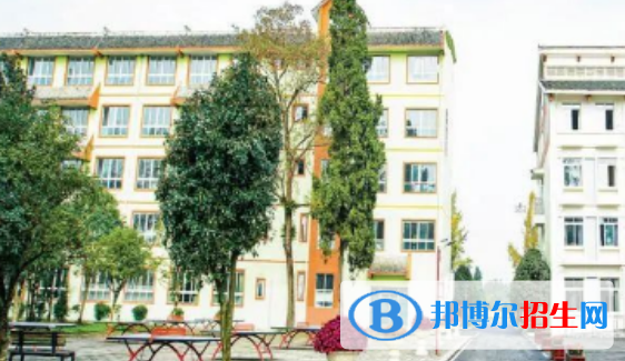 都江堰市領(lǐng)川實(shí)驗(yàn)學(xué)校2023年學(xué)費(fèi)、收費(fèi)多少 