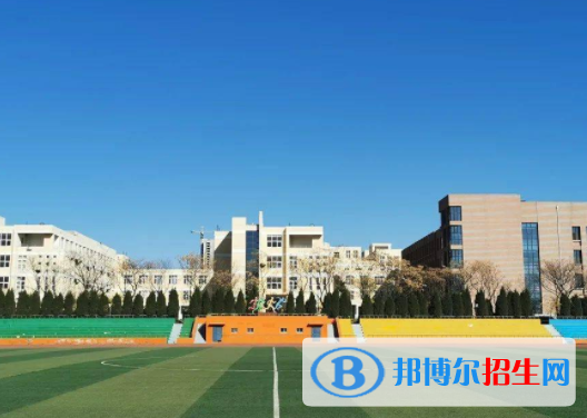 山東財經(jīng)大學(xué)東方學(xué)院是不是雙一流大學(xué)？
