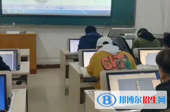 重慶2023年女生上什么中專學校好