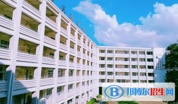 湛江第一中學2023年學費、收費多少 