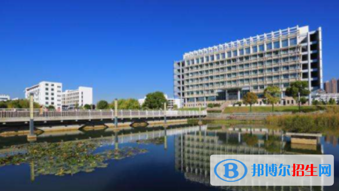 蚌埠工商學(xué)院是不是雙一流大學(xué)？ 