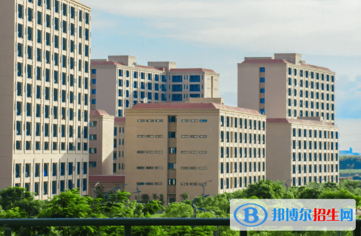 湛江科技學(xué)院是幾本？是985和211嗎？