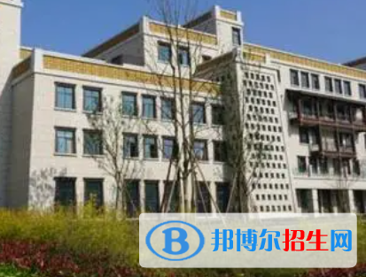綿陽泛美飛行職業(yè)技術(shù)學(xué)校2023年學(xué)費、收費多少