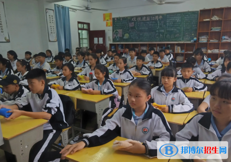 海南省農(nóng)墾加來高級(jí)中學(xué)2023年招生錄取分?jǐn)?shù)線