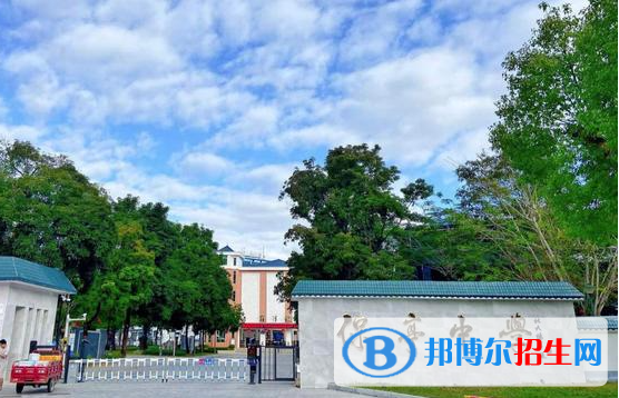 保亭縣保亭中學(xué)2023年怎么樣、好不好