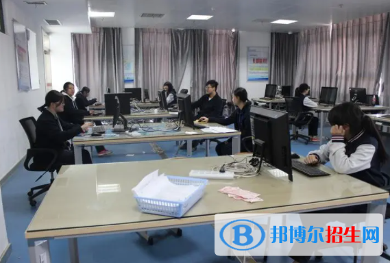 2023年張家港市第二職業(yè)高級中學(xué)網(wǎng)站網(wǎng)址 