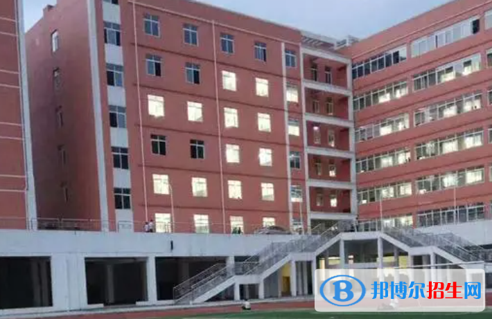 2023年貴陽市交通技工學校招生辦聯(lián)系電話