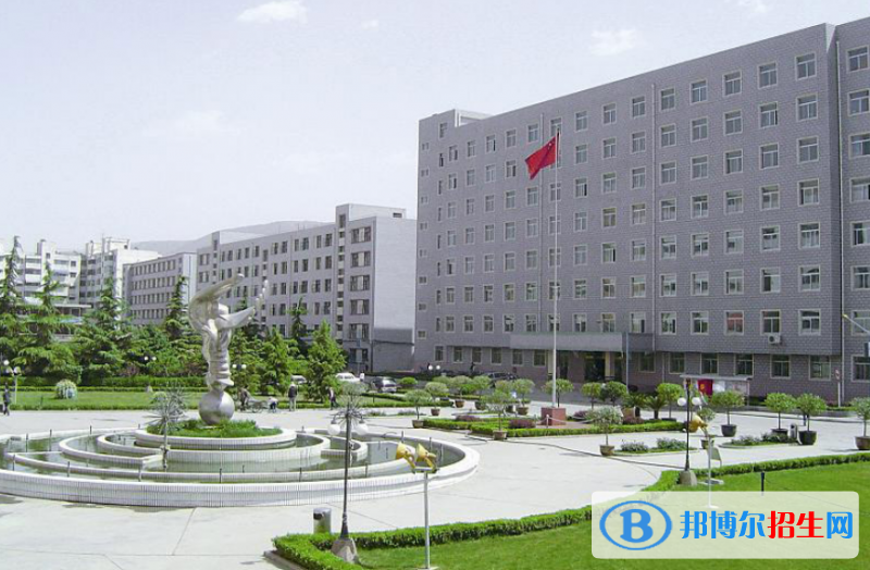 新疆財(cái)經(jīng)大學(xué)是幾本？是985和211嗎？