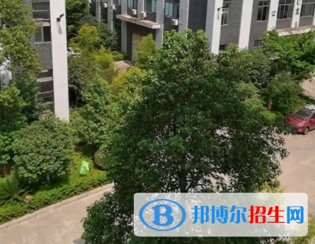 2023成都光華技工學(xué)校招生計(jì)劃 招生人數(shù)是多少(附要求、條件、對象)