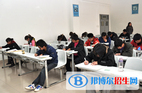 高考滿分作文：微笑面對失?。?篇）