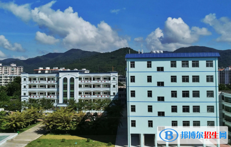 2023五指山中學(xué)招生計劃 招生人數(shù)是多少(附要求、條件、對象)