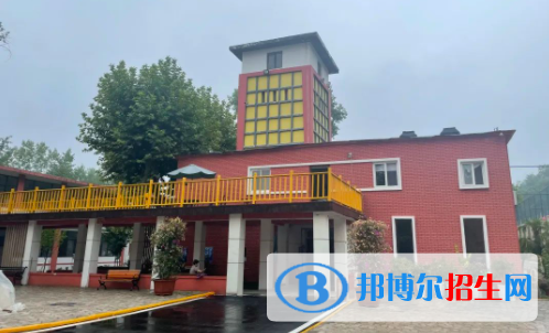 西安旅游教育技工學校地址在哪里，哪個地區(qū)，哪個城市?