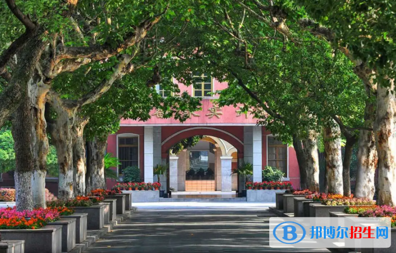 杭州高級(jí)中學(xué)貢院校區(qū)2022錄取分?jǐn)?shù)線（2023參考）