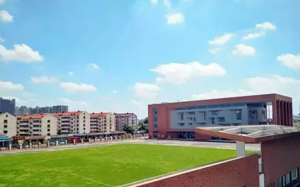蘇州市田家炳實驗高級中學(xué)歷年招生分?jǐn)?shù)線一覽表(2023參考)