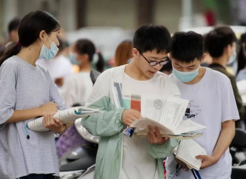 2023年大連中考成績(jī)?cè)谀睦锊樵?中考成績(jī)查詢?nèi)肟诰W(wǎng)站