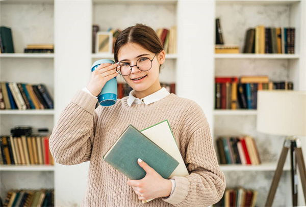 蕪湖開設電子技術應用專業(yè)的中專學校名單一覽表