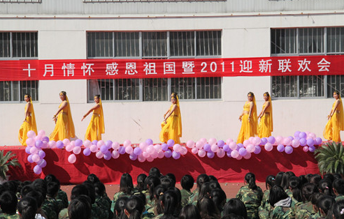 濰坊培真科技工程學(xué)校地址，乘車(chē)路線