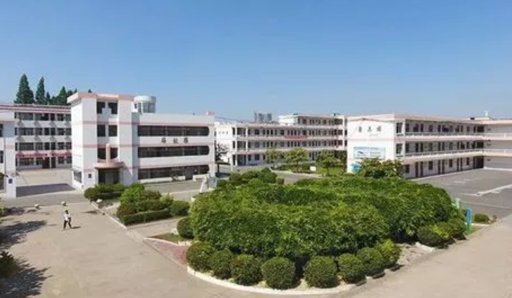 江蘇省鄭梁梅高級中學怎么樣、好不好