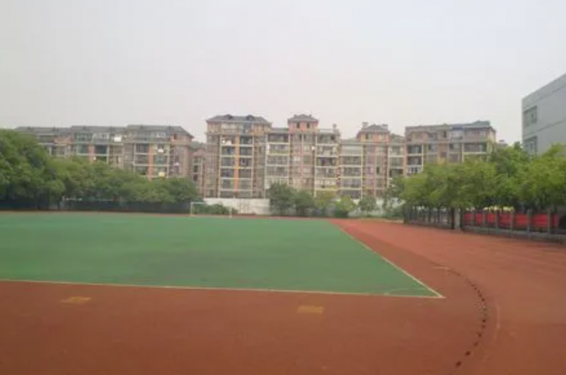揚中市第二高級中學怎么樣、好不好