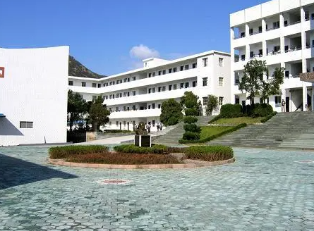 東海縣第二中學(xué)地址，乘車路線