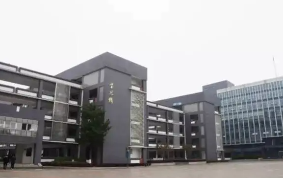 靖江市斜橋中學(xué)怎么樣、好不好
