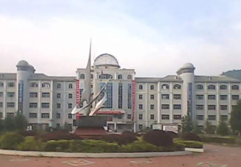 2023年濰坊第一中學(xué)國際部學(xué)費標(biāo)準(zhǔn)