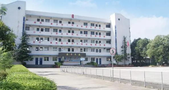 2024自貢排名前五的室內(nèi)設(shè)計(jì)學(xué)校名單