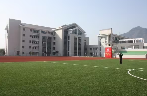 臨安區(qū)於潛中學(xué)怎么樣、好不好