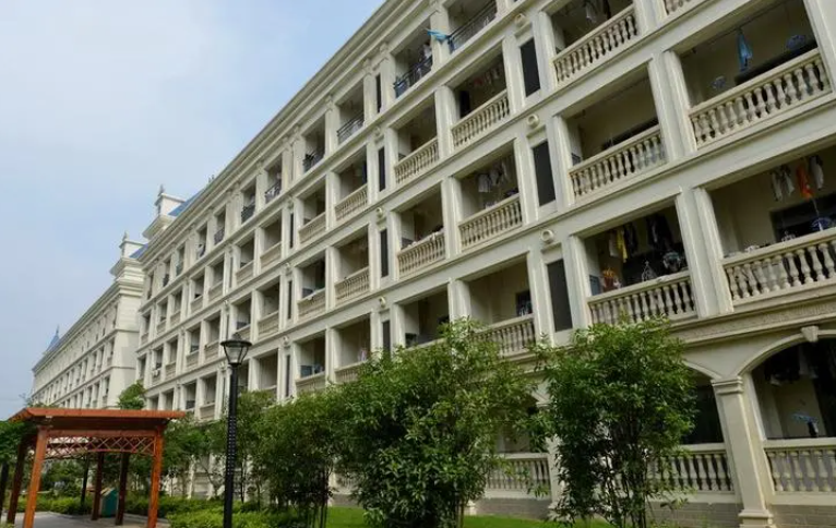 溫州市第二外國語學(xué)校怎么樣、好不好