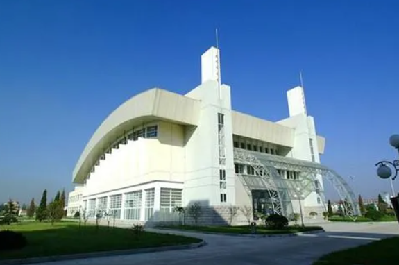 平湖市當(dāng)湖高級(jí)中學(xué)地址，乘車路線
