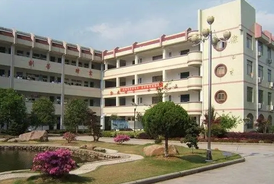 蘭溪市蜀山中學(xué)怎么樣、好不好