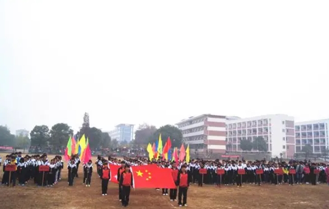 安慶浮山科技工程學(xué)校怎么樣、好不好