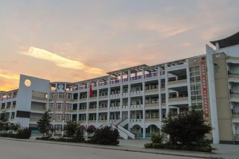 2023寧陵縣高級中學(xué)錄取分數(shù)線(2024年參考)