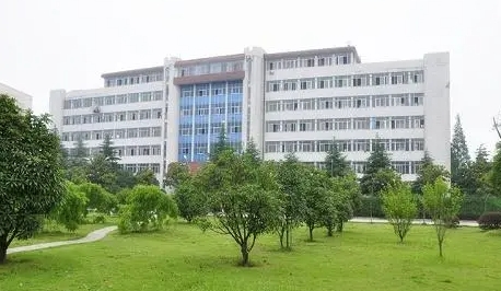 2024湖南石油化工職業(yè)技術(shù)學(xué)院重點(diǎn)特色專(zhuān)業(yè)匯總表