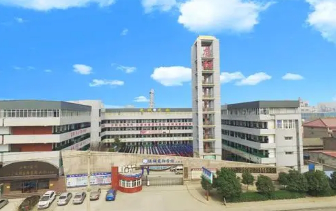 運(yùn)城宏源工業(yè)技術(shù)學(xué)校怎么樣、好不好